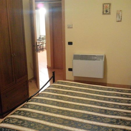 L'Antipapa Otel Fondi Oda fotoğraf