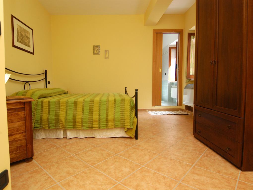 L'Antipapa Otel Fondi Oda fotoğraf